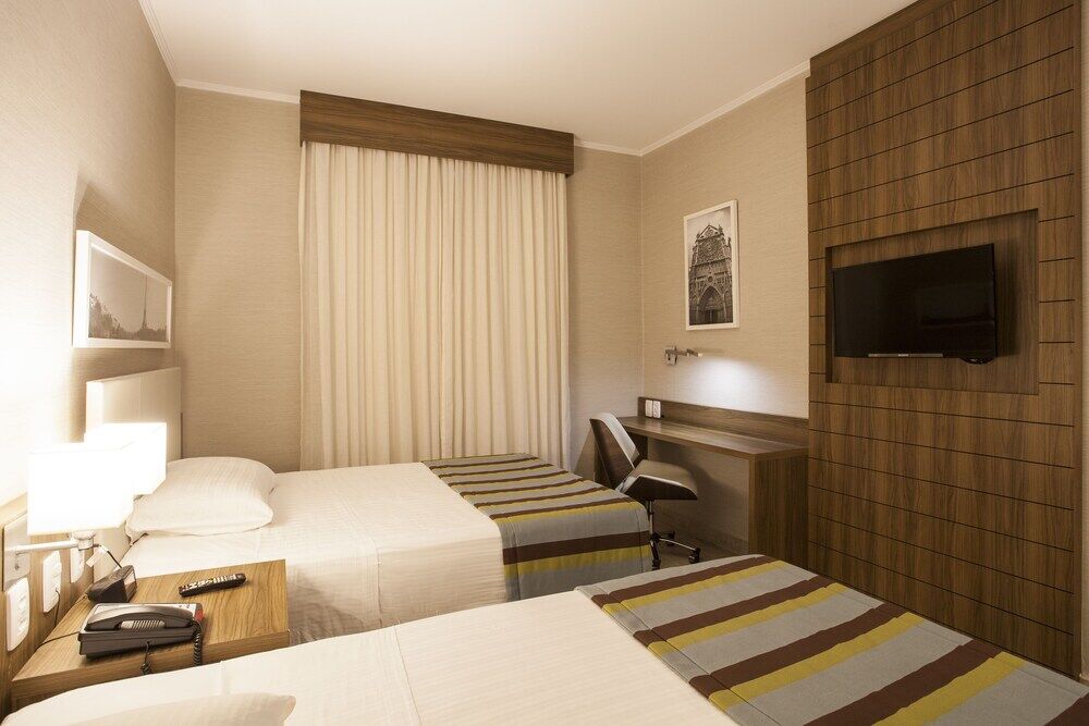Hotel Agisol Marília Buitenkant foto